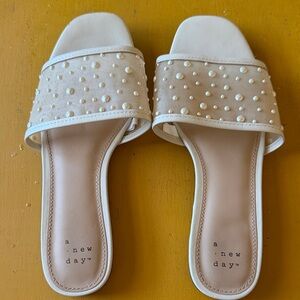 A New Day Elain Sandals
6.5 women’s